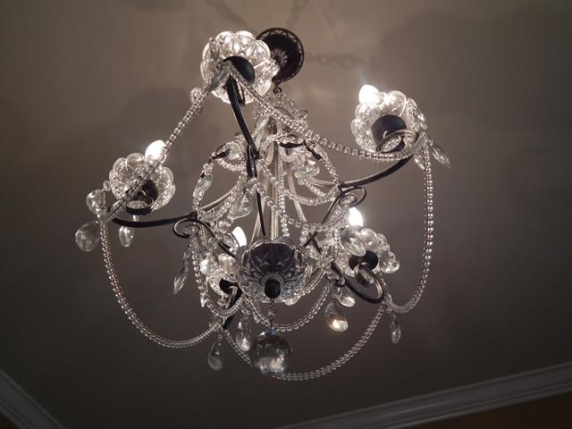 indoor-crystal-metal-chandelier
