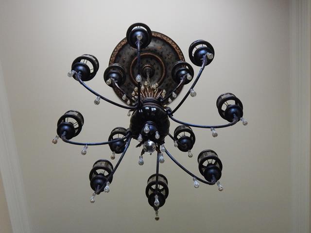 twelve-light-black-indoor-chandelier-fixture